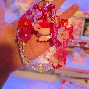 Colorful Floral Lilly Chain